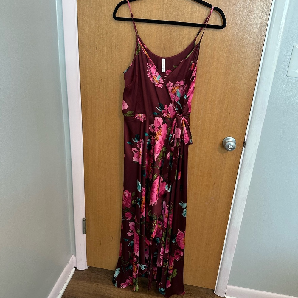 Target Xhilaration Floral Wedding Guest Wrap Dress Size Large Burgundy